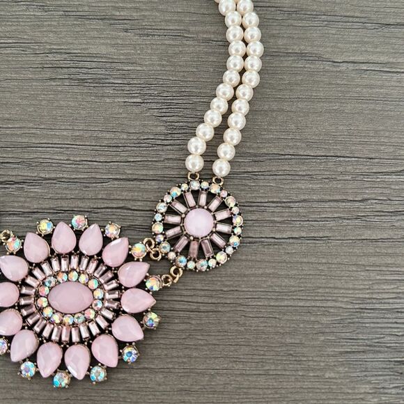 Pearl pink stone necklace - Picture 3 of 6